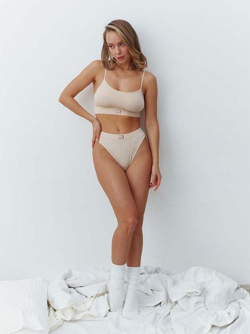 Базовый топ на тонких регулируемых бретелях - My фото 59