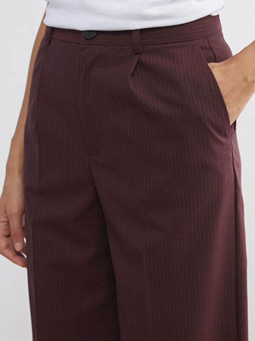 Loose Fit ?izgili Kad?n Pileli Pantolon