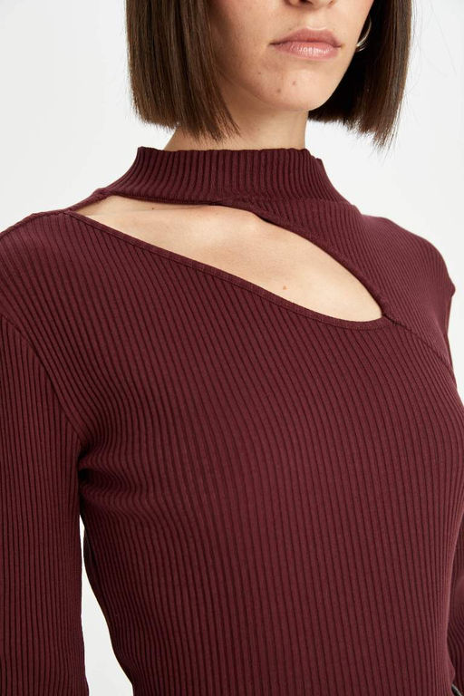 Женская облегающая полуводолазка приталенного кроя, базовая однотонная футболка в рубчик с длинными рукавами - Defacto фото 5
