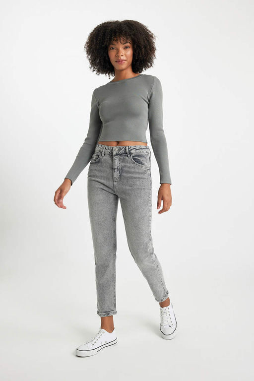 Lina Comfort Mom Fit Высокая удобная посадка Легкие джинсовые брюки с тонкой талией длиной до щиколотки - Defacto фото 3