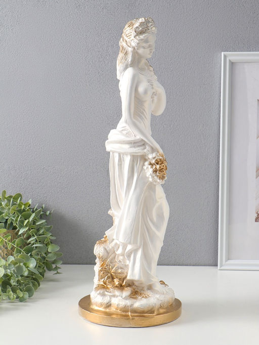 Фигура "Девушка с виноградом" белый с золотом, 50х20х20 см