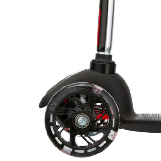 Самокат трехколесный