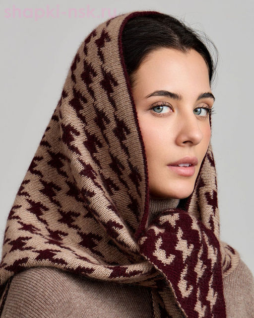 260165 REC Косынка (140 х 70)