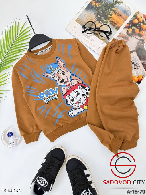 Костюм для мальчика с рисунком