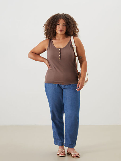 U Yaka Dokulu Kad?n Atlet