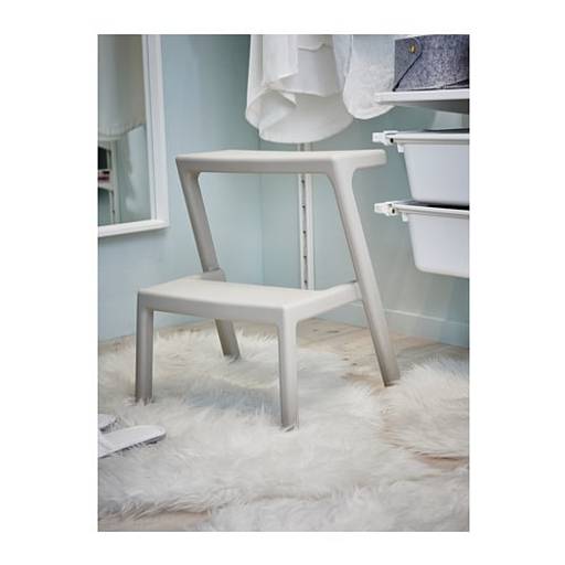 703.677.31 МЭСТЕРБИ Табурет-лестница, бежевый 2 499.