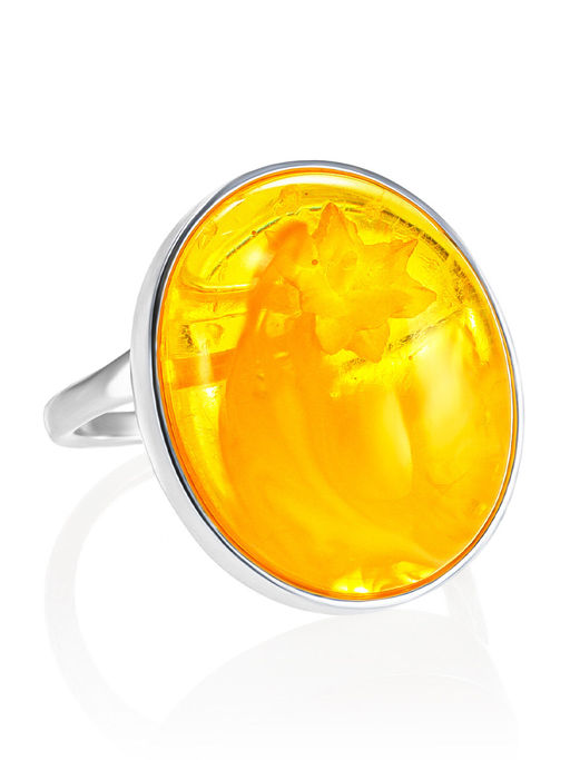 Кольцо ручной работы из янтаря с резьбой Элинор