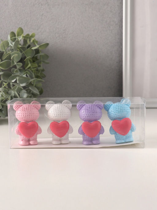 Набор фигурок полистоун Вязаный мишка с большим сердцем, 4 шт., 2.7?4?6 см