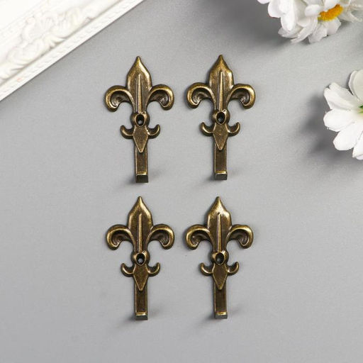 Цена за 8 шт. Крючок металл «Геральдическая лилия», бронза, 4.6×2.5×1 см