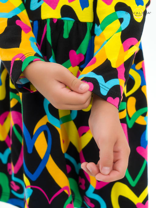 Платье Эля яркие сердца на черном - Sovalina фото 35