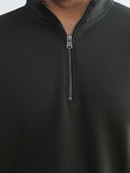Dik Yaka Erkek Sweatshirt