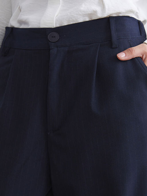 Loose Fit ?izgili Kad?n Pantolon