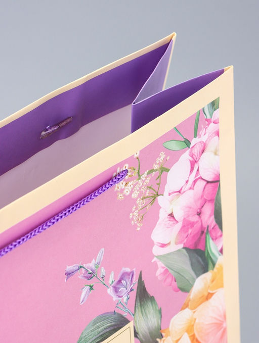 Цена за 2 шт. Пакет подарочный ламинированный Цветочный сад 26?12?32 см