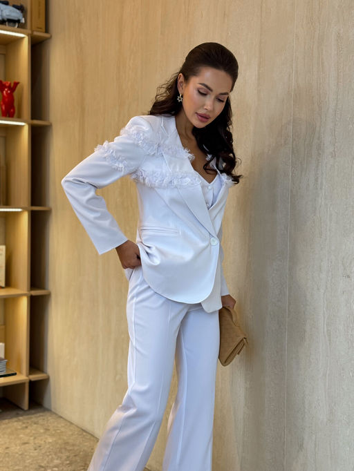 Костюм AURA 9272-176 белый