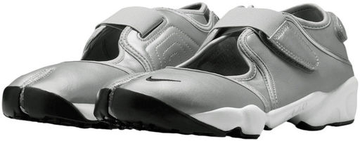 Кроссовки женские