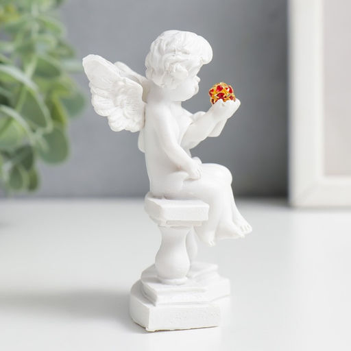 Фигурка полистоун «Белоснежные ангелы на скамье с кристаллом», 8.5×7.4×5 см