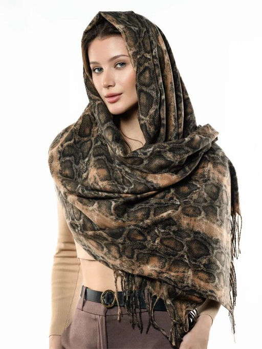 Яркий палантин с анималистичным принтом - Pretty mania фото 7