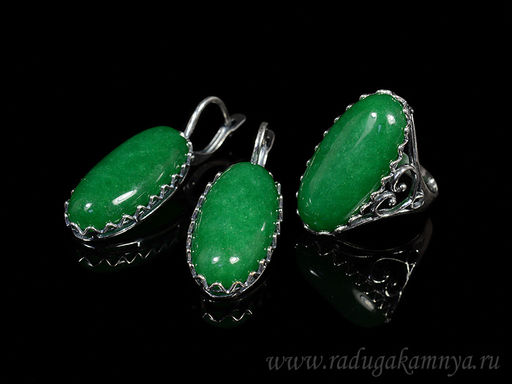 Кольцо Серьги с кварцем (имитация хризопраза) размер 17