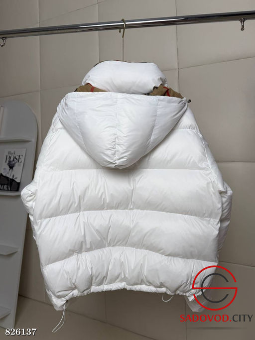 Куртка женская с капюшоном