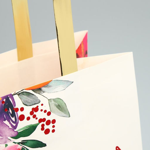 Цена за 2 шт. Пакет подарочный, упаковка, тиснение, Самой прекрасной, ML 23?27?11.5 см