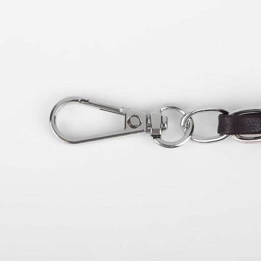 Цена за 2 шт. Цепочка с искусственной кожей для сумки, с карабинами, 10 15 мм, 118 3 см, цвет серебряный/коричневый - Арт узор фото 2