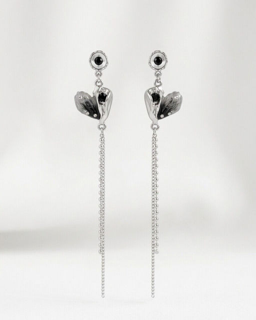 Стильные серьги