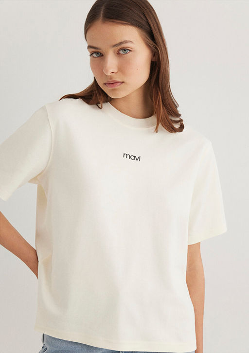 Mavi Logo Bask?l? Beyaz Tisort