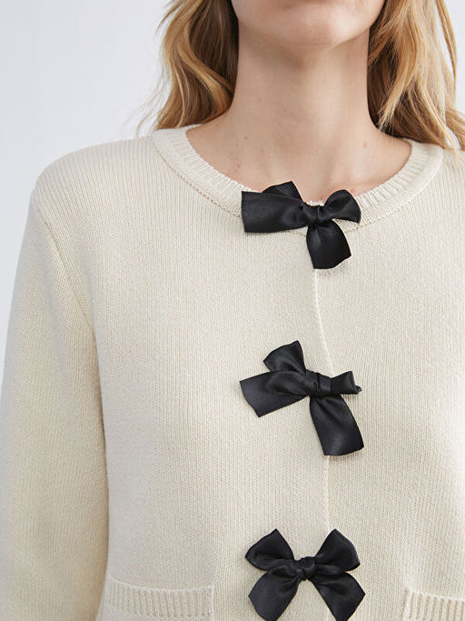 Fiyonklu Kad?n Triko H?rka