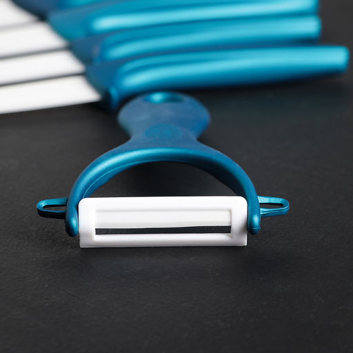 Набор кухонный на подставке «Изгиб», 5 предметов: 4 ножа, 7.5 см, 10 см, 13 см, 15 см, овощечистка, синий