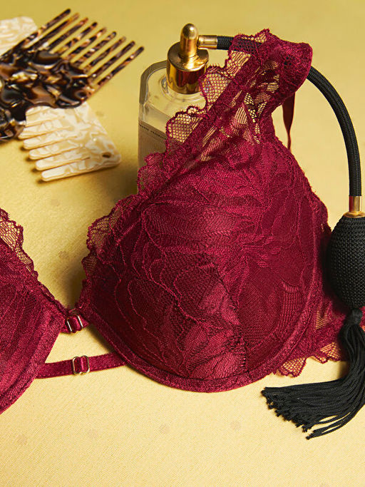 Balenli Yar?m Dolgulu Dantelli Fantezi Ti??rt S?tyen