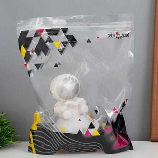 Фигурка светящаяся RISALUX «Космонавт с книгой на Сатурне», LED-ночник, 2 Вт, LR44, 5×8×13 см