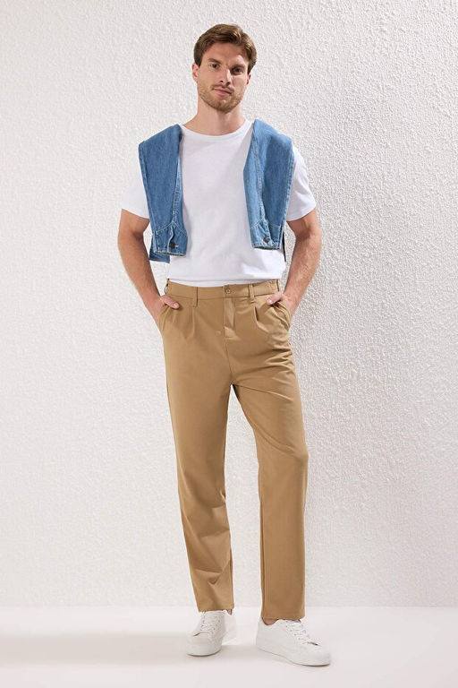 Bej Wideleg Baggy Rahat Kal_p More Sustinable Dokuma Kuma_ Pantolon TMNSS25PL00009