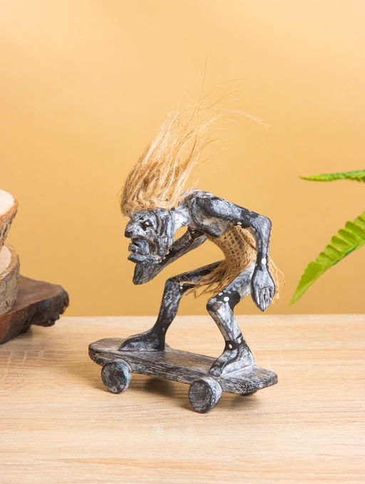 Сувенир «Абориген скейтбордист», 7×12×12 см, дерево