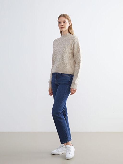 Yar?m Bal?k?? Yaka Kendinden Desenli Kad?n Triko Kazak