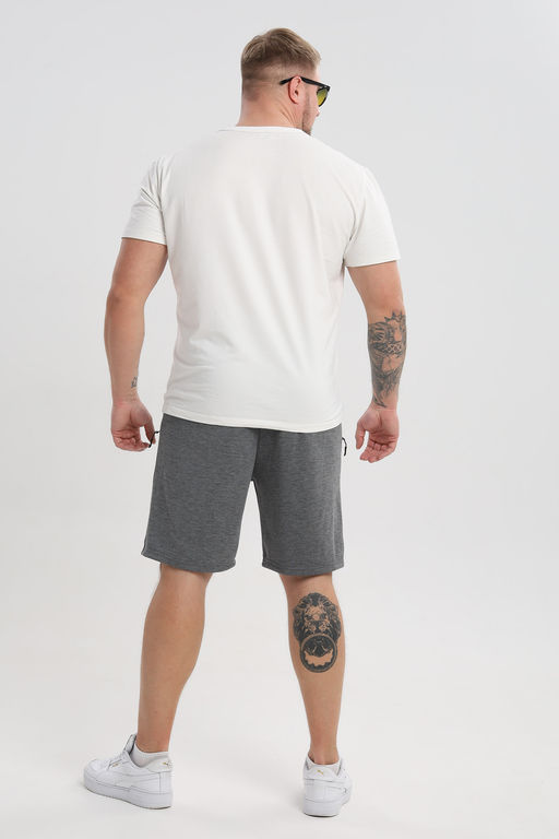 16 Шорты мужские