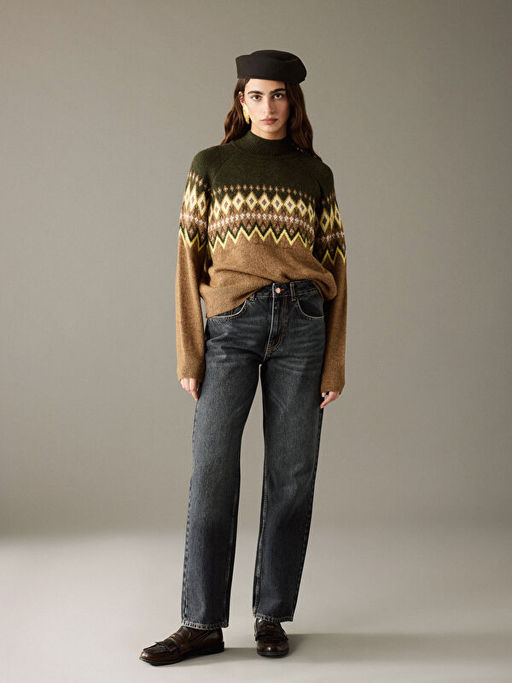 Yar?m Bal?k?? Yaka Desenli Kad?n Triko Kazak