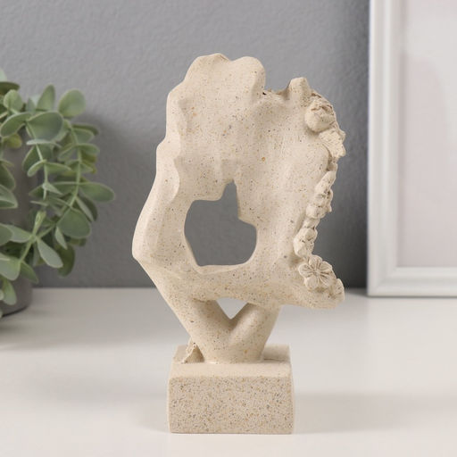 Бюст фигурка полистоун Влюблённые с цветами, белый в крапинку, 9.5?6?17 см