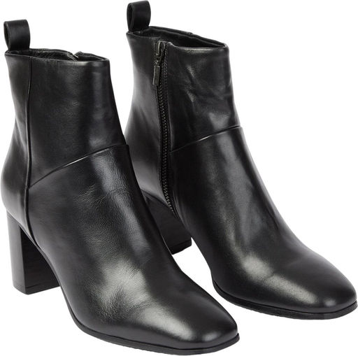 Ботинки женские