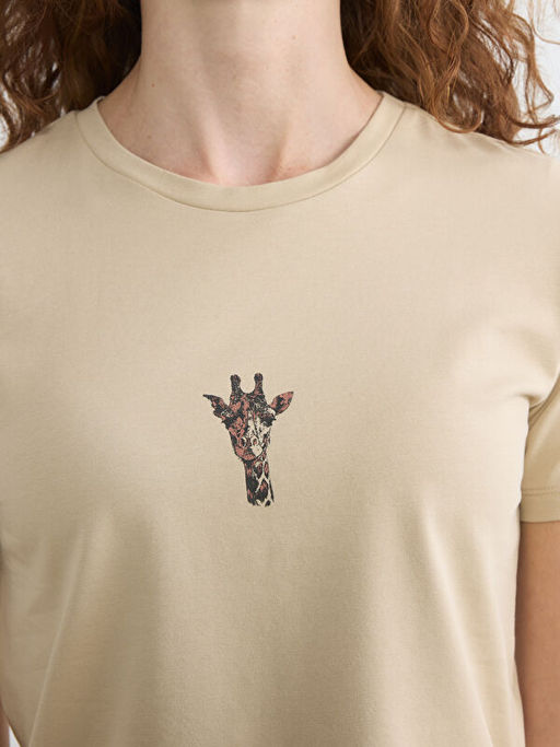 Bisiklet Yaka Z?rafa Bask?l? Kad?n Ti??rt