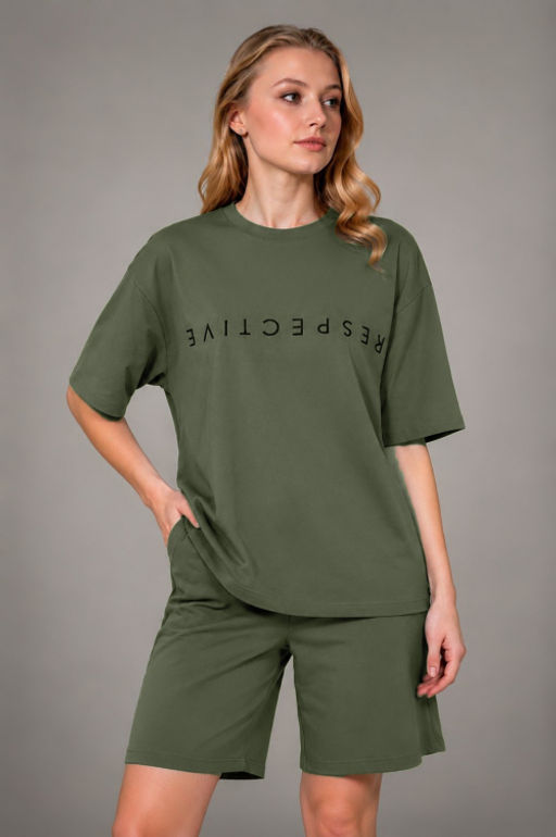 Арт. 51301/4 Костюм женский с шортами 42-50 Цвет:верх-хаки, низ-хаки