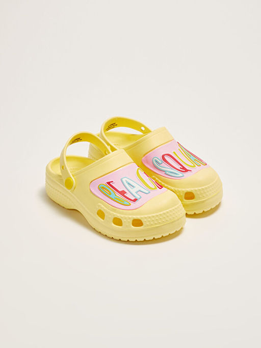 Patch Detayl? K?z ?ocuk Sandalet