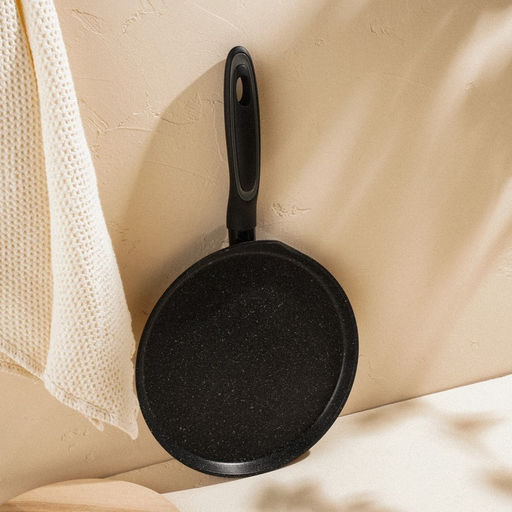 Сковорода блинная SL Home, d=22 см, h=1.6 см, кованый алюминий, антипригарное покрытие, индукция, чёрная