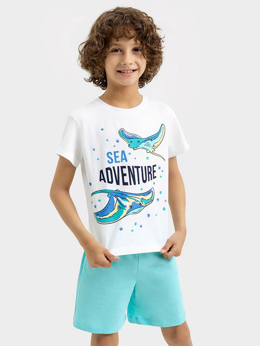 Комплект для мальчиков (белая футболка, бирюзовые шорты), с принтом скатов и текстом - Mark formelle фото 2