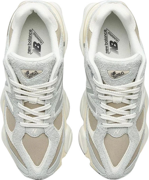 Кроссовки взрослые