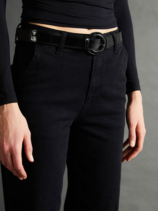 Beli Kemerli Slim Fit Kad?n Jean Pantolon