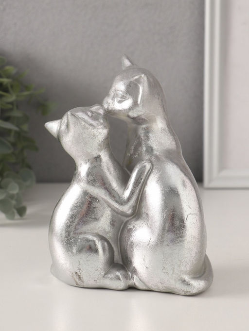 Фигурка полистоун «Кот с кошкой. Поцелуй», серебро, 12×7.5×16 см