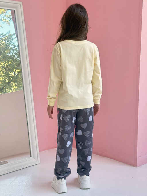 170009C-39 Пижама для девочки (футболка с длинным рукавом, брюки), Экрю