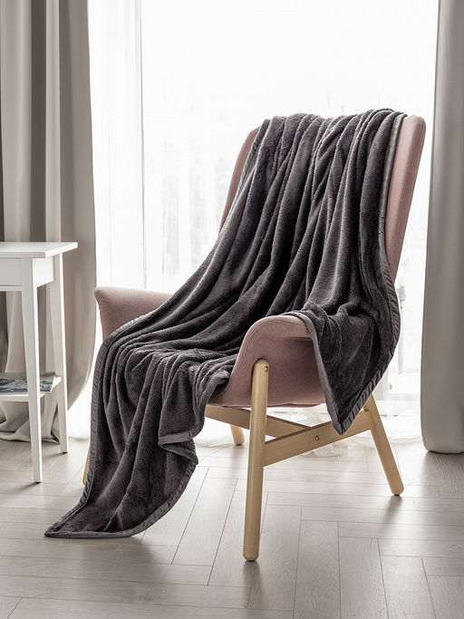 Плед плюшевый 150x200 темно-серый