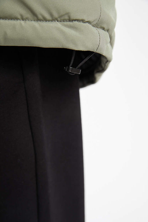 Водоотталкивающее водонепроницаемое пальто приталенного кроя DeFactoFit с флисовой подкладкой и капюшоном  фото 9
