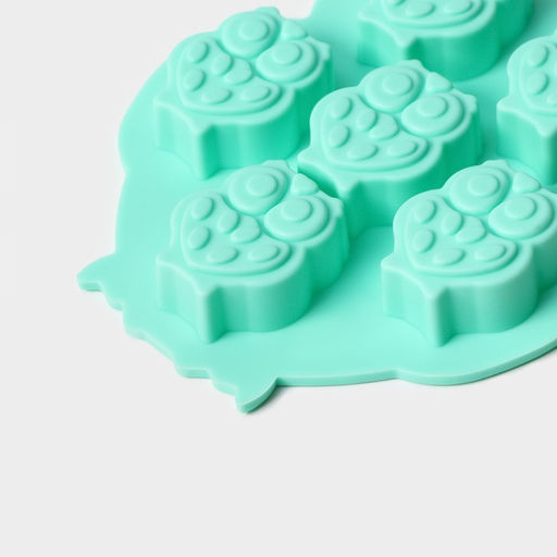 Цена за 2 шт. Форма для конфет и шоколада Доляна Совы, силикон, 12.5?11 см, 6 ячеек (3.3?2.7?1.5 см), МИКС  фото 2